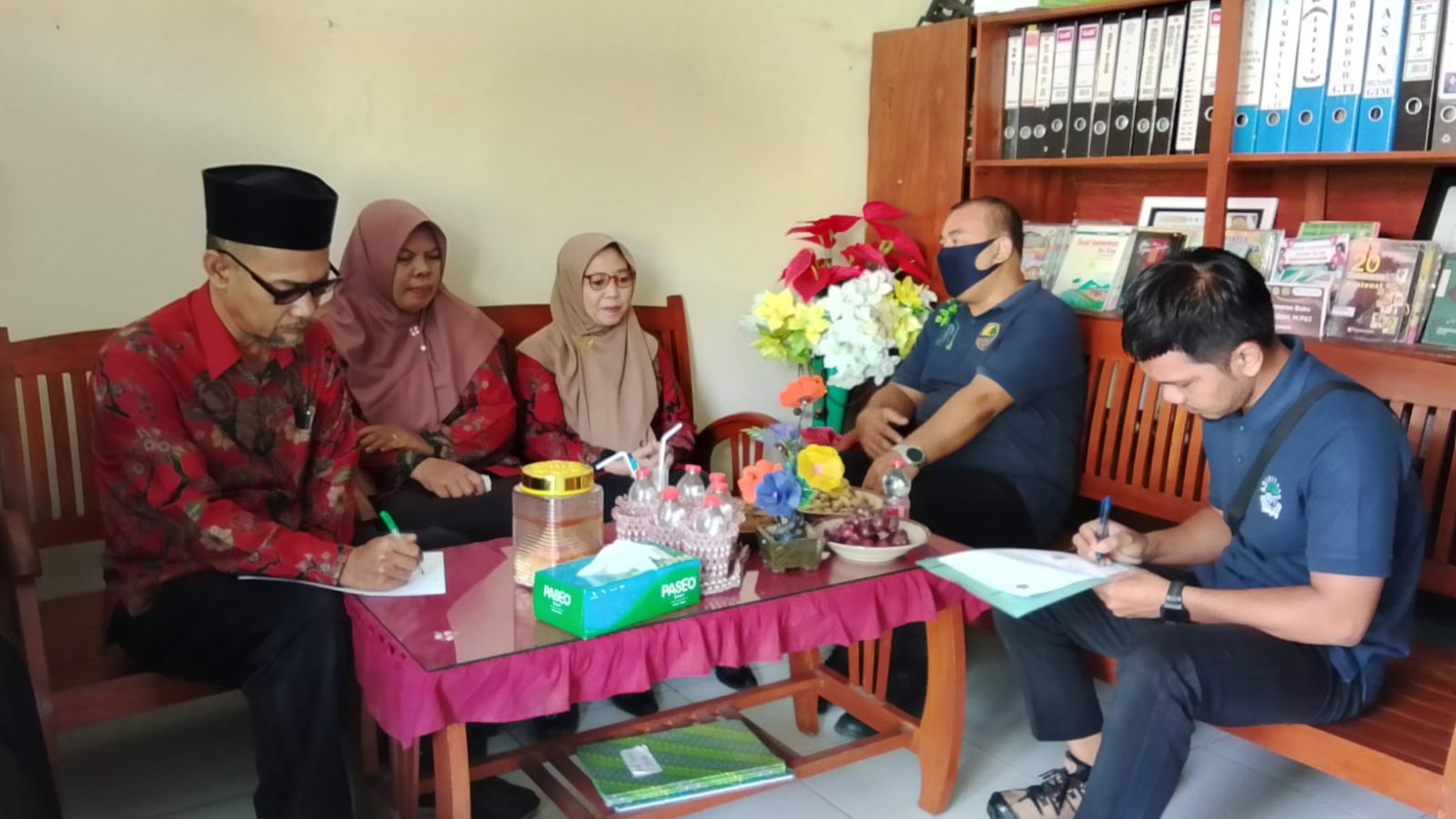 DLH Kabupaten Nganjuk Lakukan Kunjungan ke MIN 4 Nganjuk dalam Rangka Program Adiwiyata