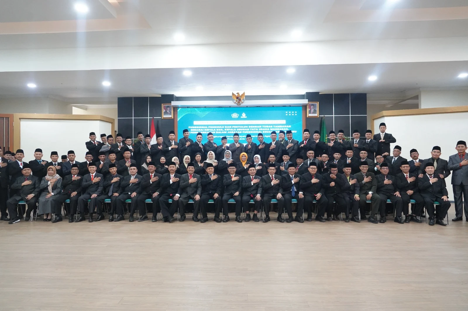 Lantik 270 Pejabat, Kakanwil Kemenag Jatim : Jaga Integritas, Jangan Ada Pemberian